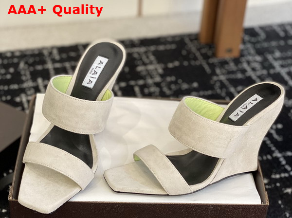 Alaia Wave Mules in Suede Beige Replica