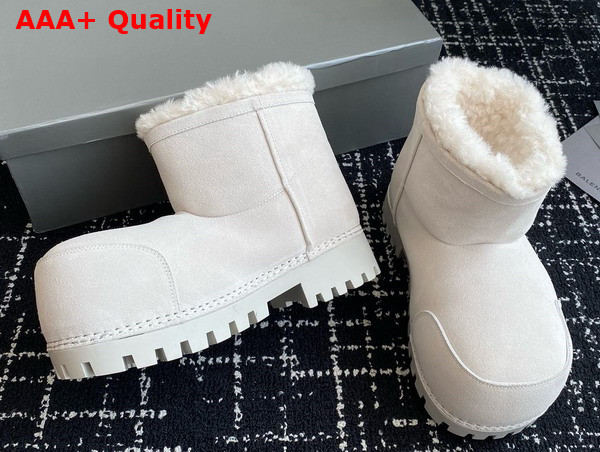 Balenciaga Alaska Fur Bootie in White Split Calfskin and Synthetic Material Replica