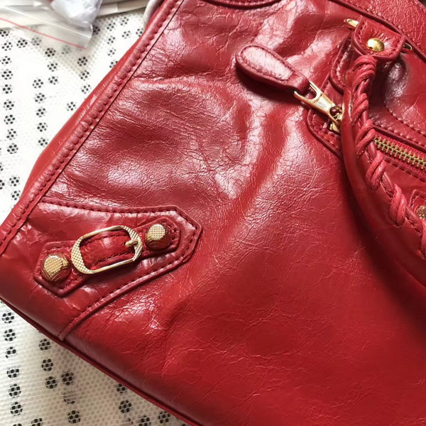 Balenciaga Gaint 12 Gold Medium City Handbag in Red Soft Crafted Vintage Lambskin For Sale