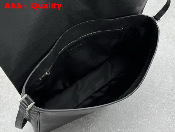 Balenciaga Grungy Medium Messenger Bag in Black Washed Smooth Calfskin Replica