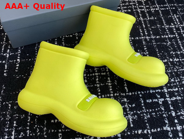 Balenciaga Hummer Rain Boot in Neon Yellow Rebber Replica