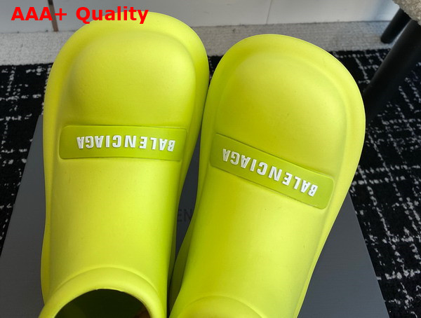 Balenciaga Hummer Rain Boot in Neon Yellow Rebber Replica