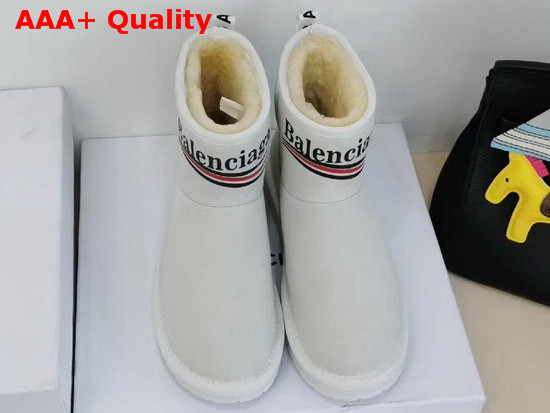 Balenciaga Logo Snow Boot in Beige Suede and Shearling Sheepskin Replica