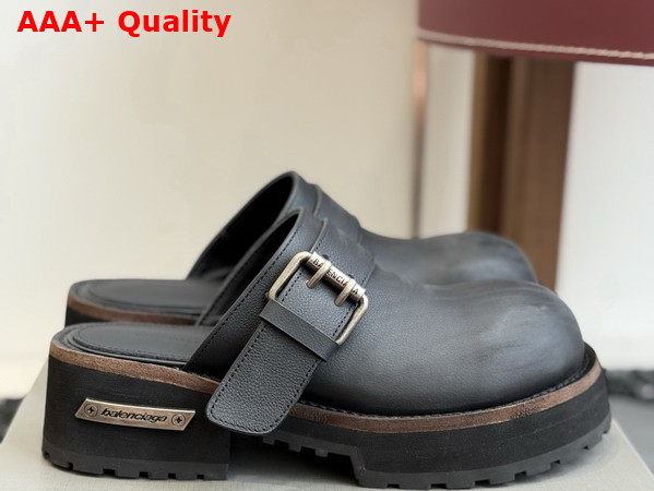 Balenciaga Womens Venom Mule in Black Worn Out Calfskin Replica