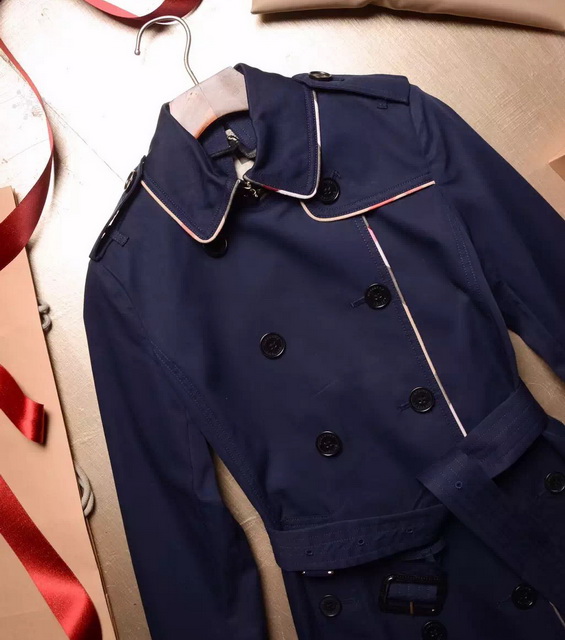 Burberry Check Trim Cotton Gabardine Trench Coat in Navy for Sale