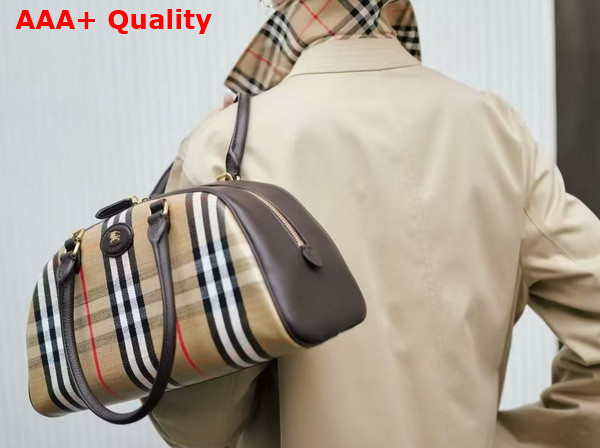 Burberry Highlands Bowling Bag in Sand Replica