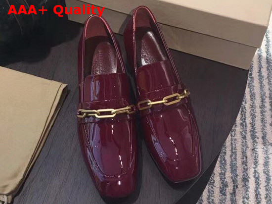 Burberry Link Detail Patent Leather Block Heel Loafers in Burgundy Red Replica