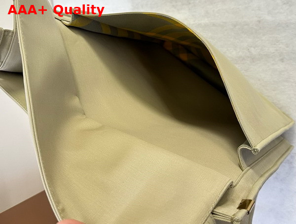 Burberry Medium Trench Tote in Hunter Replica