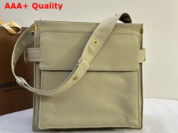 Burberry Medium Trench Tote in Hunter Replica