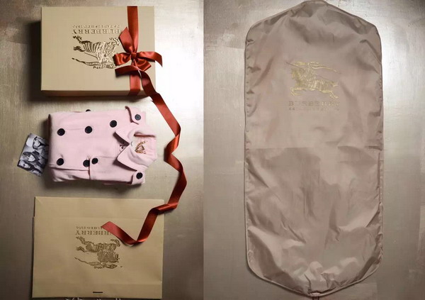 Burberry Sandringham Fit Cashmere Trench Coat Chalk Pink for Sale
