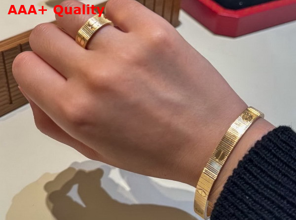 Cartier Love Unlimited Bracelet Flexible Yellow Gold Replica