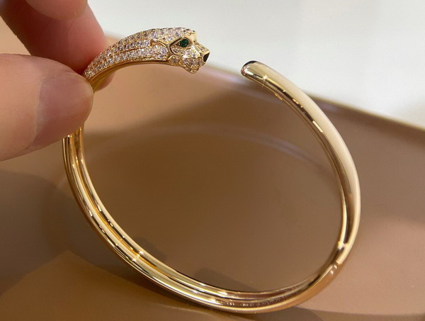 Cartier Panthere de Cartier Bracelet in Yellow Gold Onyx Emeralds Diamonds Replica