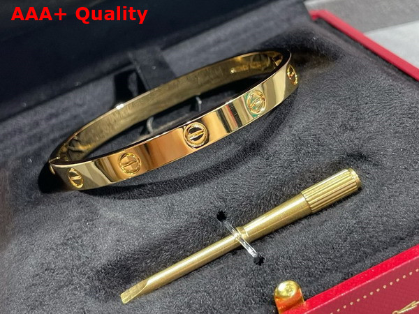 Cartier Wide Love Bracelet in Yellow Gold Replica
