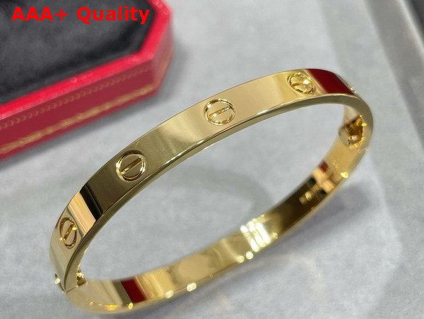 Cartier Wide Love Bracelet in Yellow Gold Replica