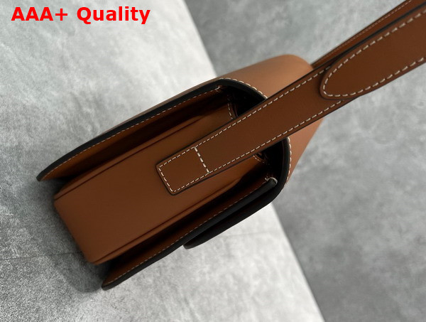 Celine Medium Bag Cuir Triomphe in Natural Calfskin Tan Replica