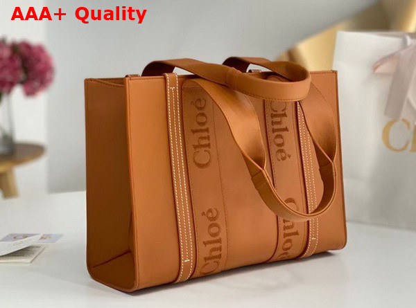 Chloe Medium Woody Tote Bag Caramel Smooth Calfskin with Chloe Logo Replica