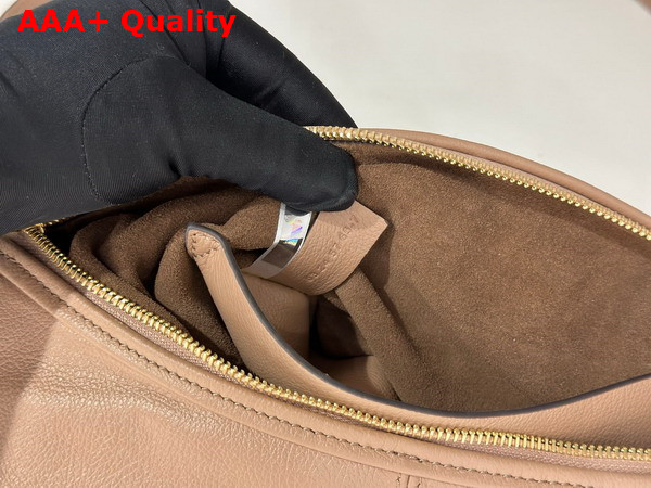 Chloe Small Bracelet Hobo Bag in Woodrose Grained Leather Replica