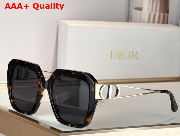 Dior 30Montaigne B7I White Square Sunglasses Replica