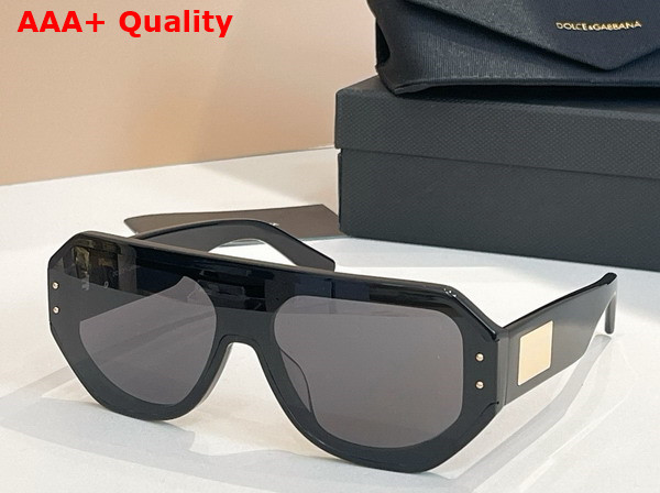 Dolce Gabbana DG Logo Plaque Sunglasses in Brown Replica