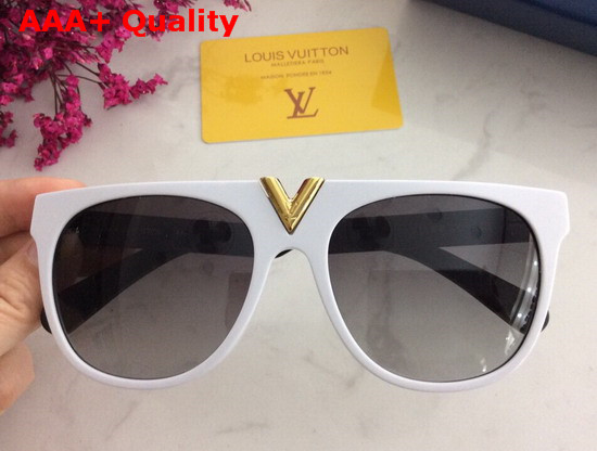 Louis Vuitton Essential V Sunglasses White Replica