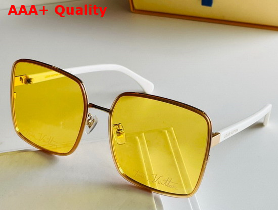 Louis Vuitton Square Sunglasses with Louis Vuitton Signature on the Lenses Replica