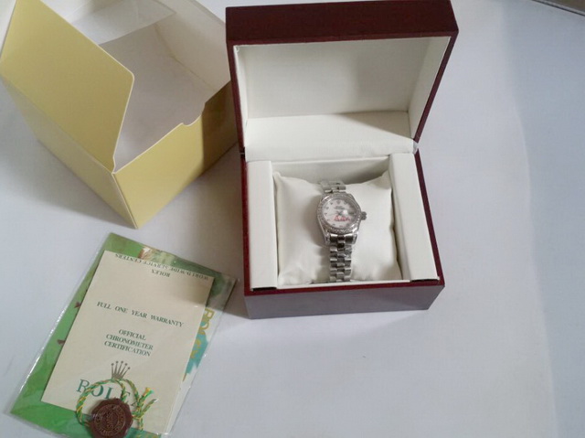 Rolex Lady Date Just 26 White Gold And Diamonds White Mother Of Pearl Dial for Sale