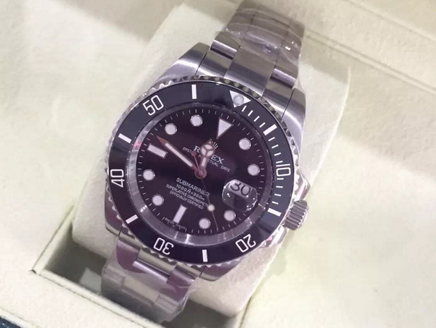 Rolex Submariner Oyster 40mm Steel Black Dial for Sale