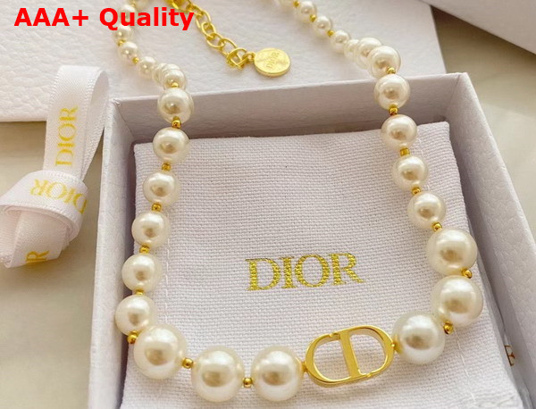 Dior 30 Montaigne Choker Gold Finish Metal and White Resin Pearls Replica
