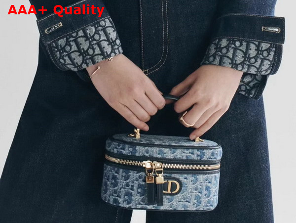 Dior 30 Montaigne Mini Vanity Case Blue Denim Dior Oblique Jacquard Replica