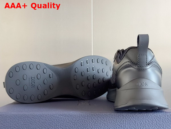 Dior B25 Runner Sneaker Black Smooth Calfskin and Dior Oblique Jacquard Replica