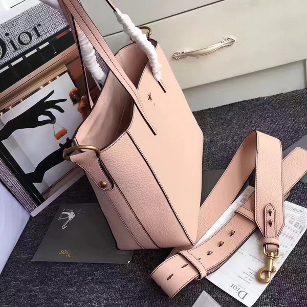 Dior Bee Shopping Bag in Pink Grained Calfskin For Sale
