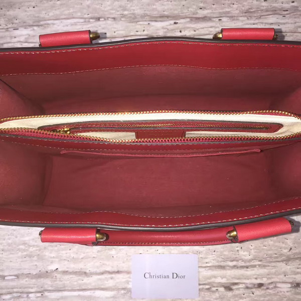 Dior D Bee Tote Handbag in Red Smooth Calfskin For Sale
