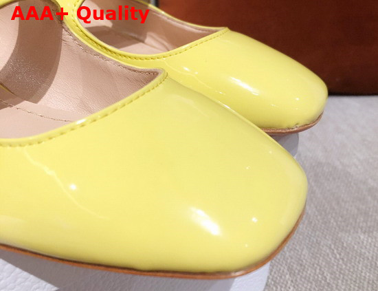 Dior D Doll Pump Yellow Shiny Calfskin Replica