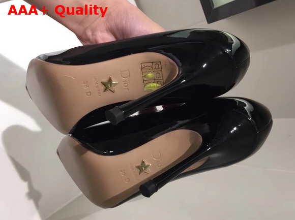 Dior D Stiletto High Heeled Shoe in Black Patent Calfskin Leather Replica