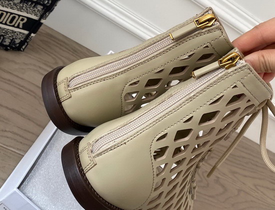 Dior D Trap Sandal in Beige Matte Calfskin Replica