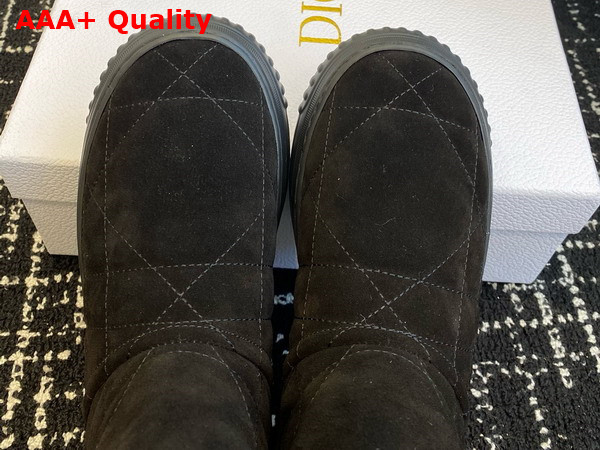 Dior Frost Ankle Boot in Black Cannage Suede and Ecru Lambskin Shearling Replica