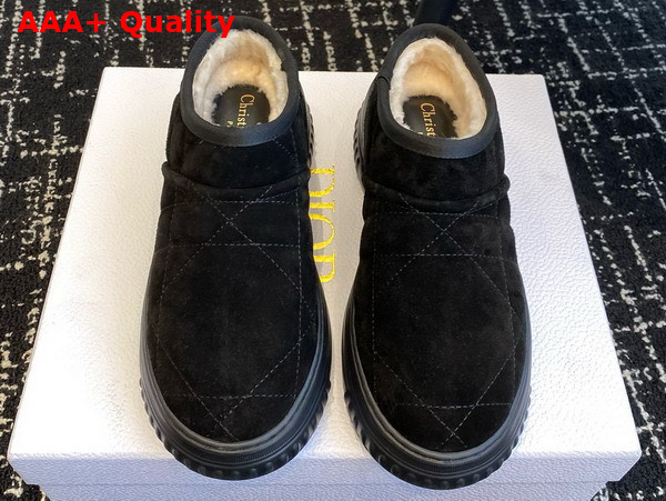 Dior Frost Low Ankle Boot Black Cannage Suede and Ecru Lambskin Shearling Replica