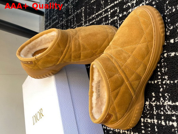 Dior Frost Low Ankle Boot Camel Cannage Suede and Ecru Lambskin Shearling Replica