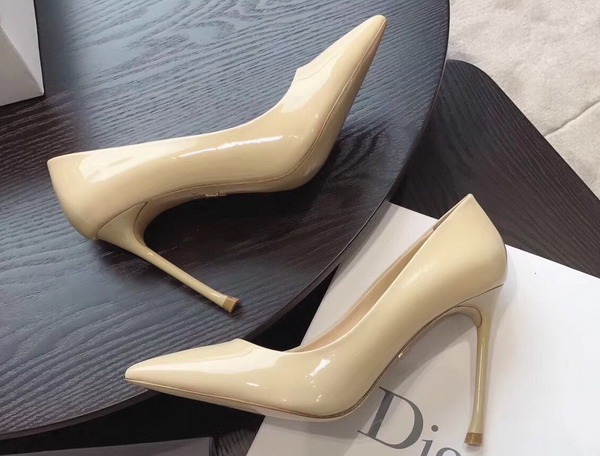 Dior High Heeled Shoe in Beige Patent Calfskin Leather Slender 10cm Heel For Sale