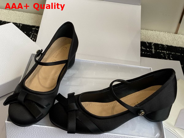 Dior Lovely D Pump in Black Satin Replica