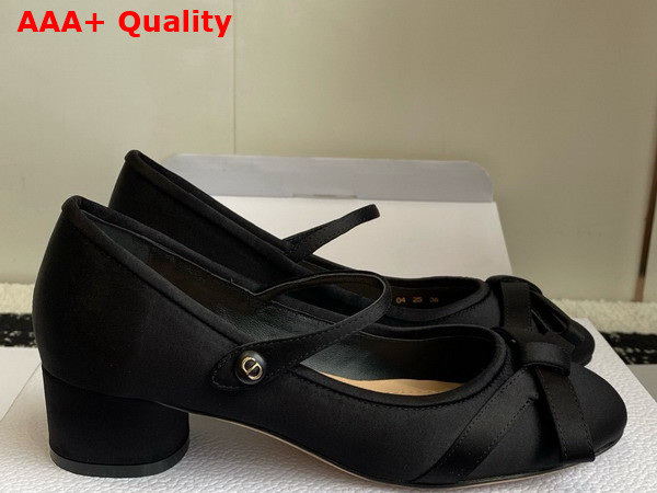Dior Lovely D Pump in Black Satin Replica