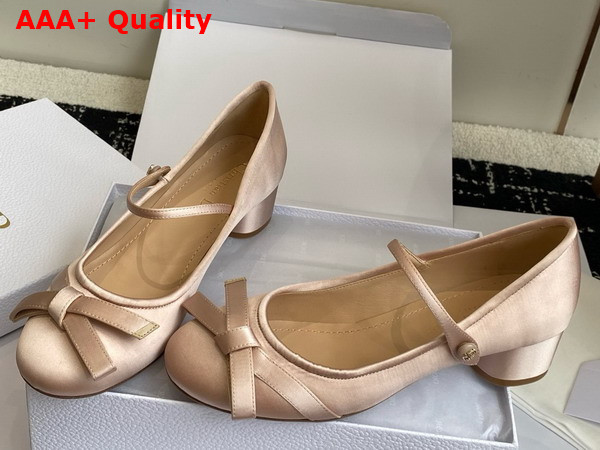 Dior Lovely D Pump in Nude Satin Replica