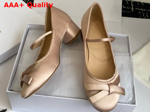 Dior Lovely D Pump in Nude Satin Replica