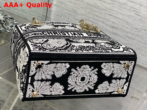 Dior Medium Lady D Lite Bag White and Black Embroidered Cotton with Butterfly Bandana Embroidery Replica