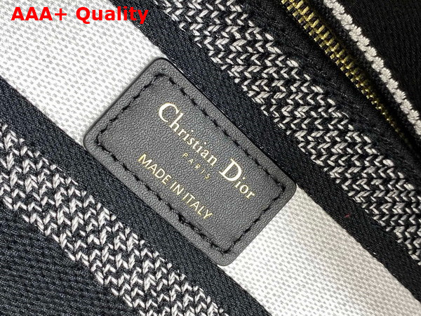 Dior Medium Lady D Lite Bag White and Black Embroidered Cotton with Butterfly Bandana Embroidery Replica