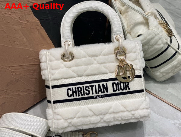 Dior Medium Lady Dior Bag in White Cannage Shearling Replica