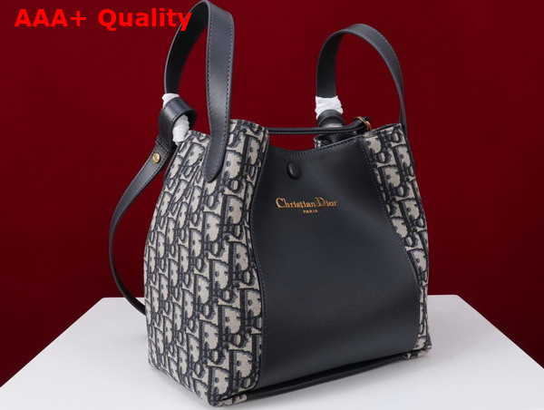 Dior Medium Signature Bucket Bag in Blue Dior Oblique Jacquard and Smooth Calfskin Replica