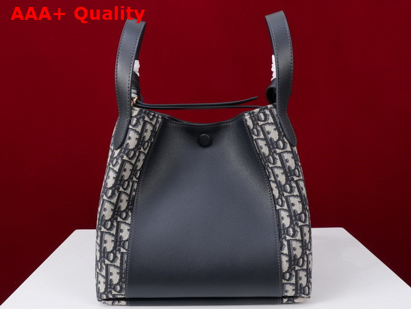 Dior Medium Signature Bucket Bag in Blue Dior Oblique Jacquard and Smooth Calfskin Replica