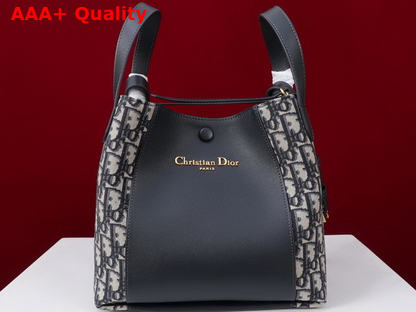 Dior Medium Signature Bucket Bag in Blue Dior Oblique Jacquard and Smooth Calfskin Replica
