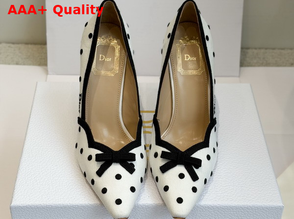 Dior Romance Pump in White Cotton Embroidered with Black PolkaDior Motif Replica